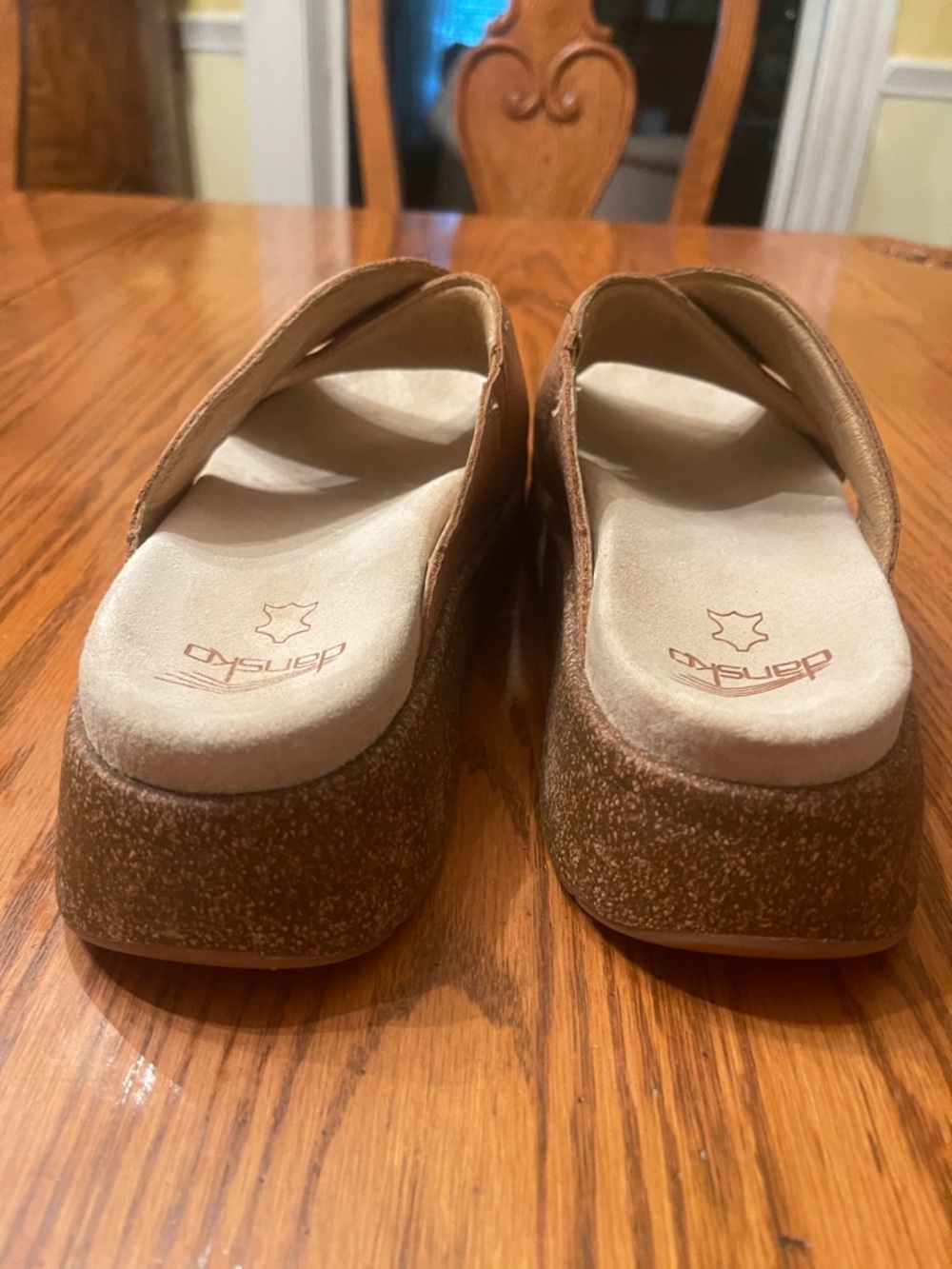 Dansko Women’s Tan Crisscross Slide Mules - Picture 4 of 6